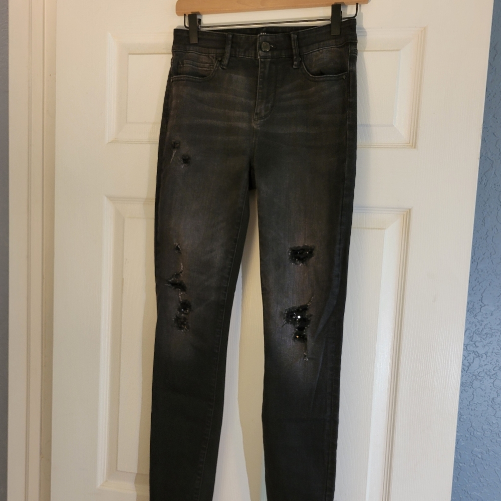 White House Black Market Distressed Black Women's Skinny Jeans Size 0 - Picture 2 of 14